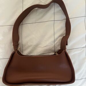 Chic Brown Shoulder Bag